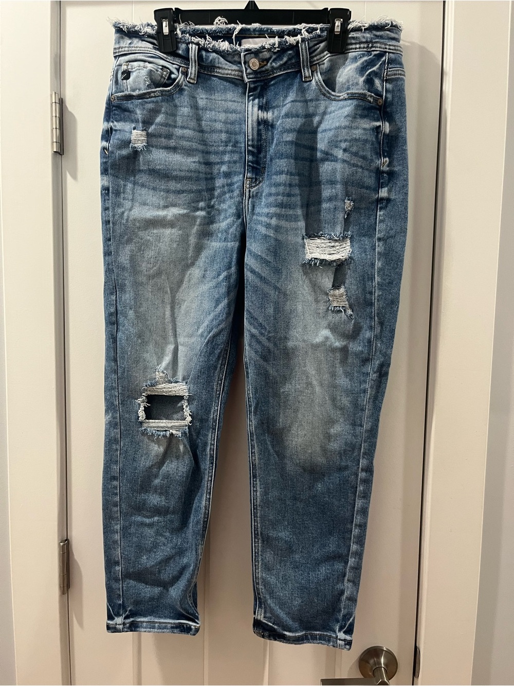 Kancan 13 30 Raw Waist Classic Distressed Women’s Blue Jeans High Rise Mom Jeans
